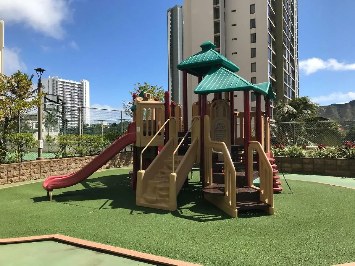 Tropical Escape, Ocean Views Condo With Parking Honolulu