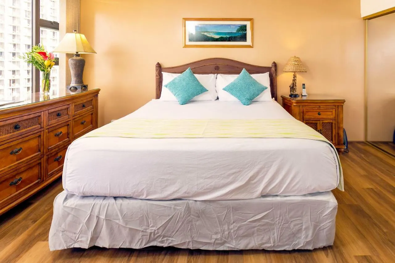 Tropical Escape, Ocean Views Condo With Parking Honolulu Apartment