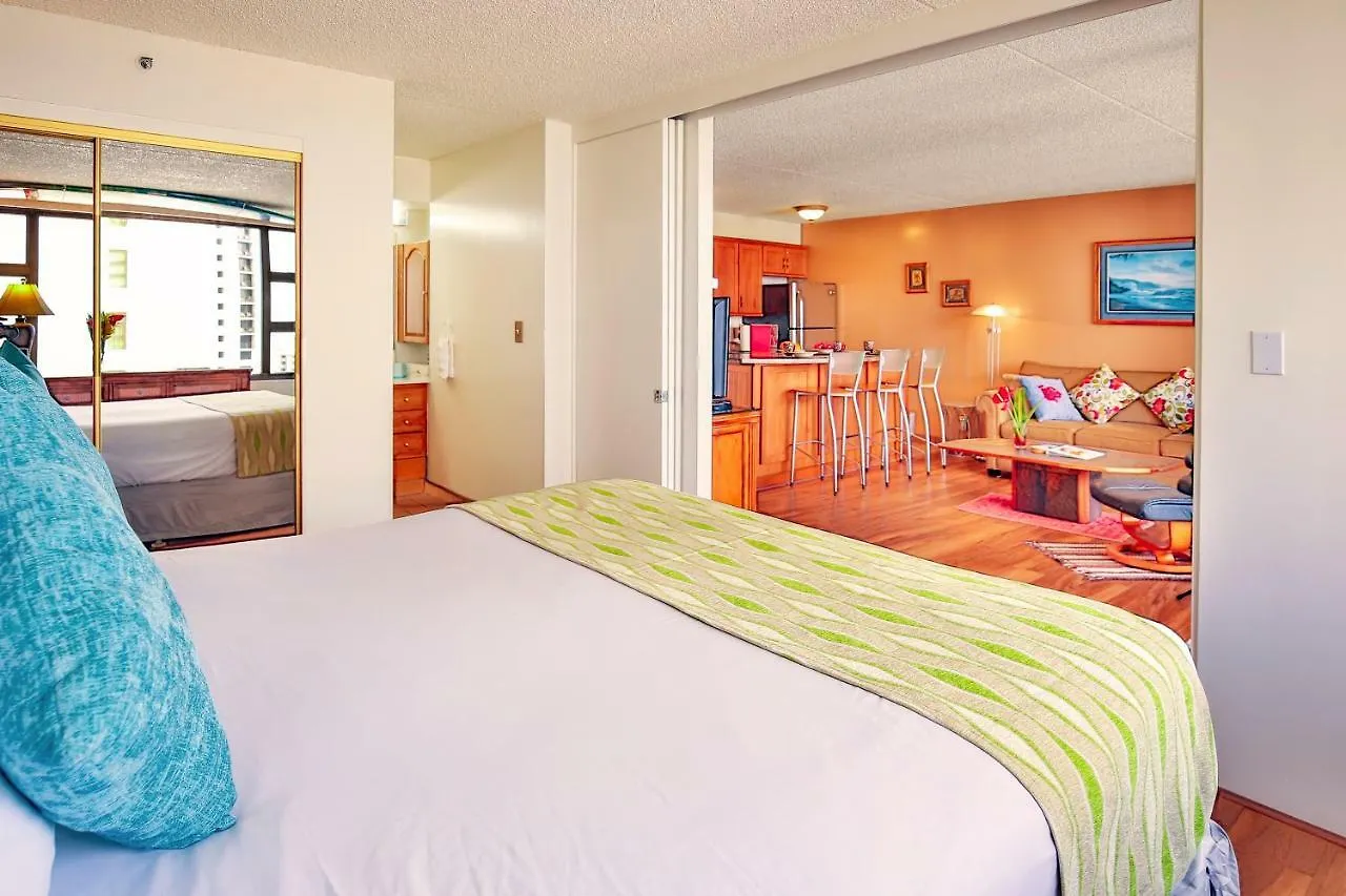 Apartment Tropical Escape, Ocean Views Condo With Parking Honolulu