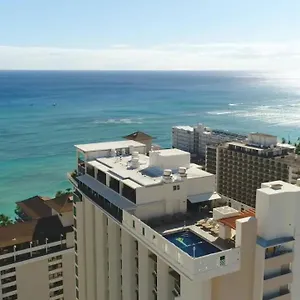  Apartment Private In Waikiki, Private Car Included, Beach Gear And Camping Gear